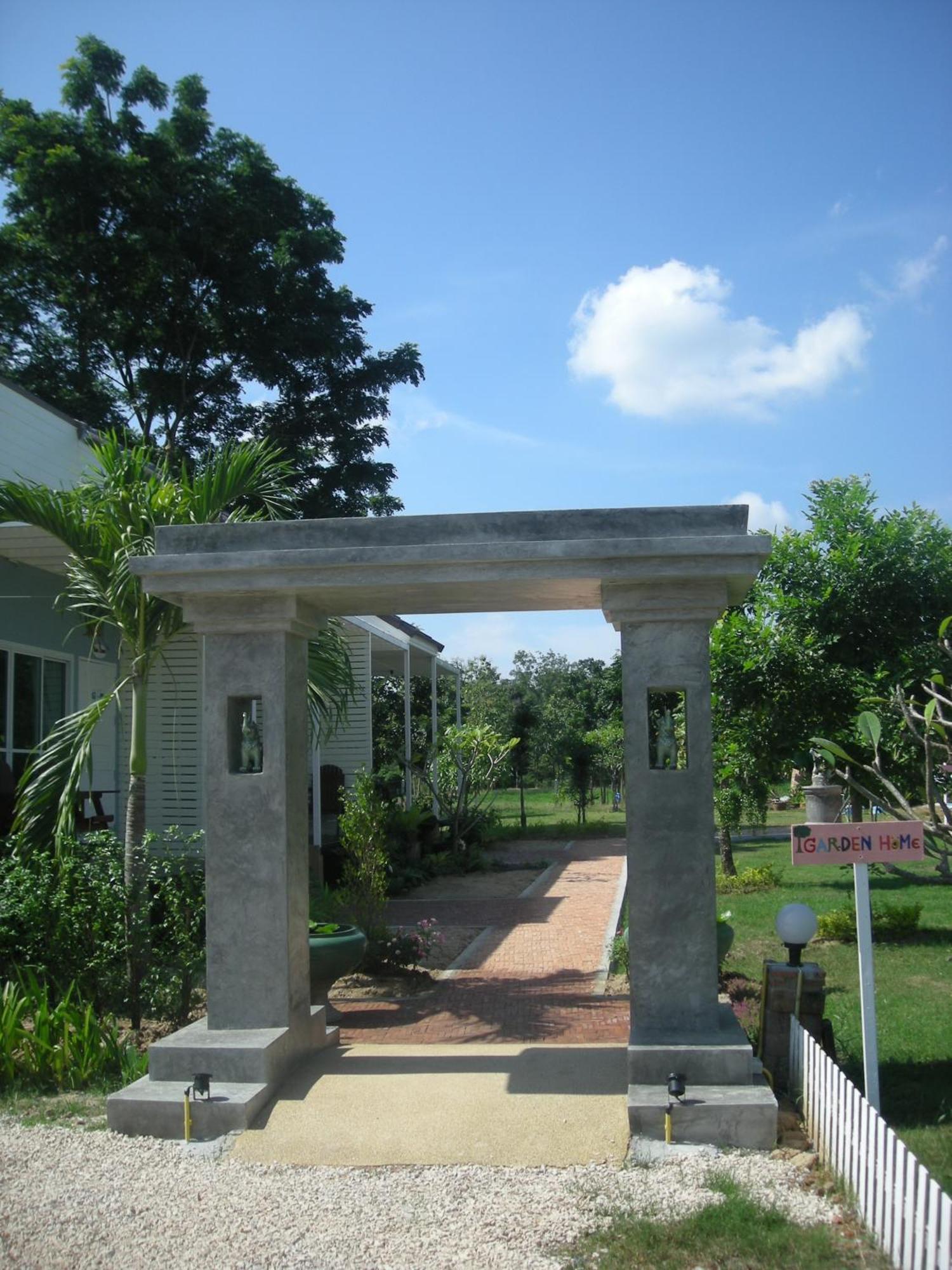 Baan Rim Klong Resort Sukhothai Bagian luar foto